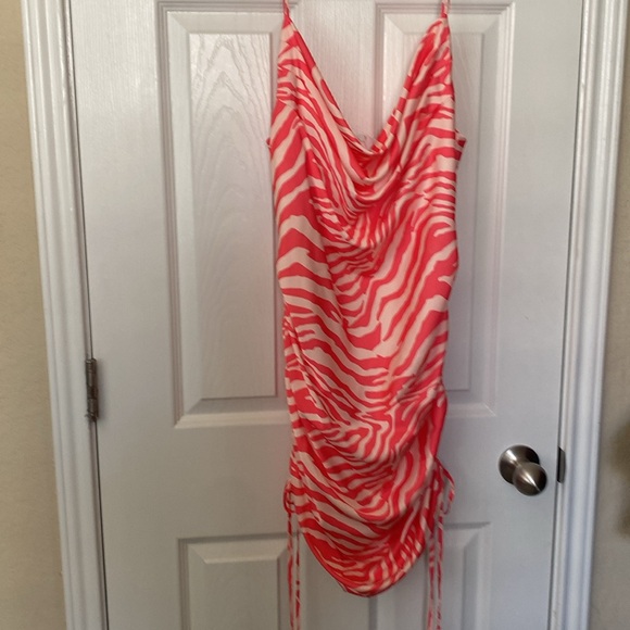 BELLUCI - Picture 3 of 8